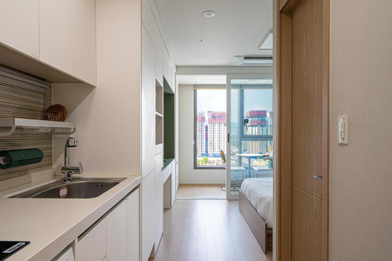Urbanstay Myeongdong Seoul Exterior photo