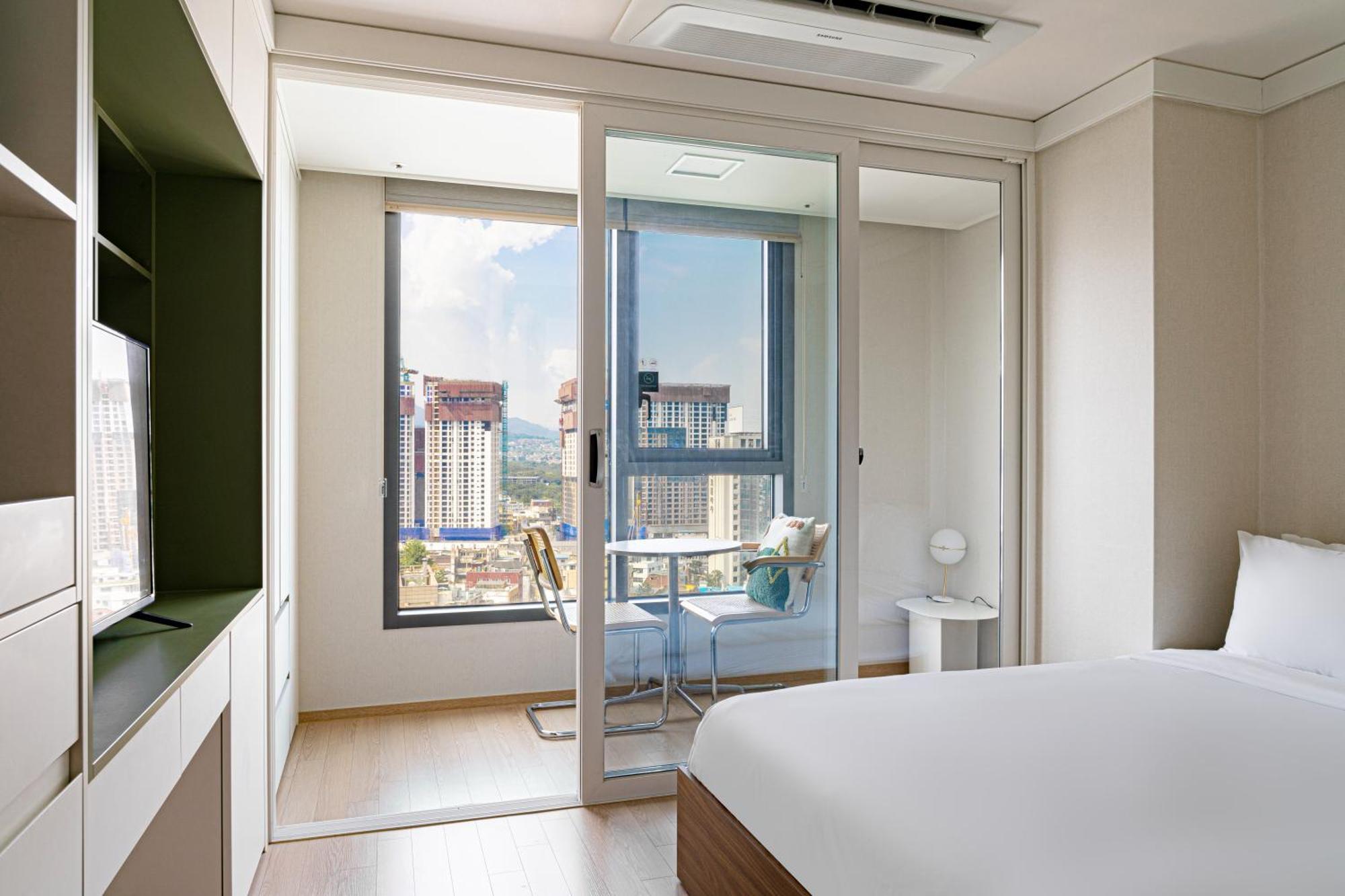 Urbanstay Myeongdong Seoul Exterior photo
