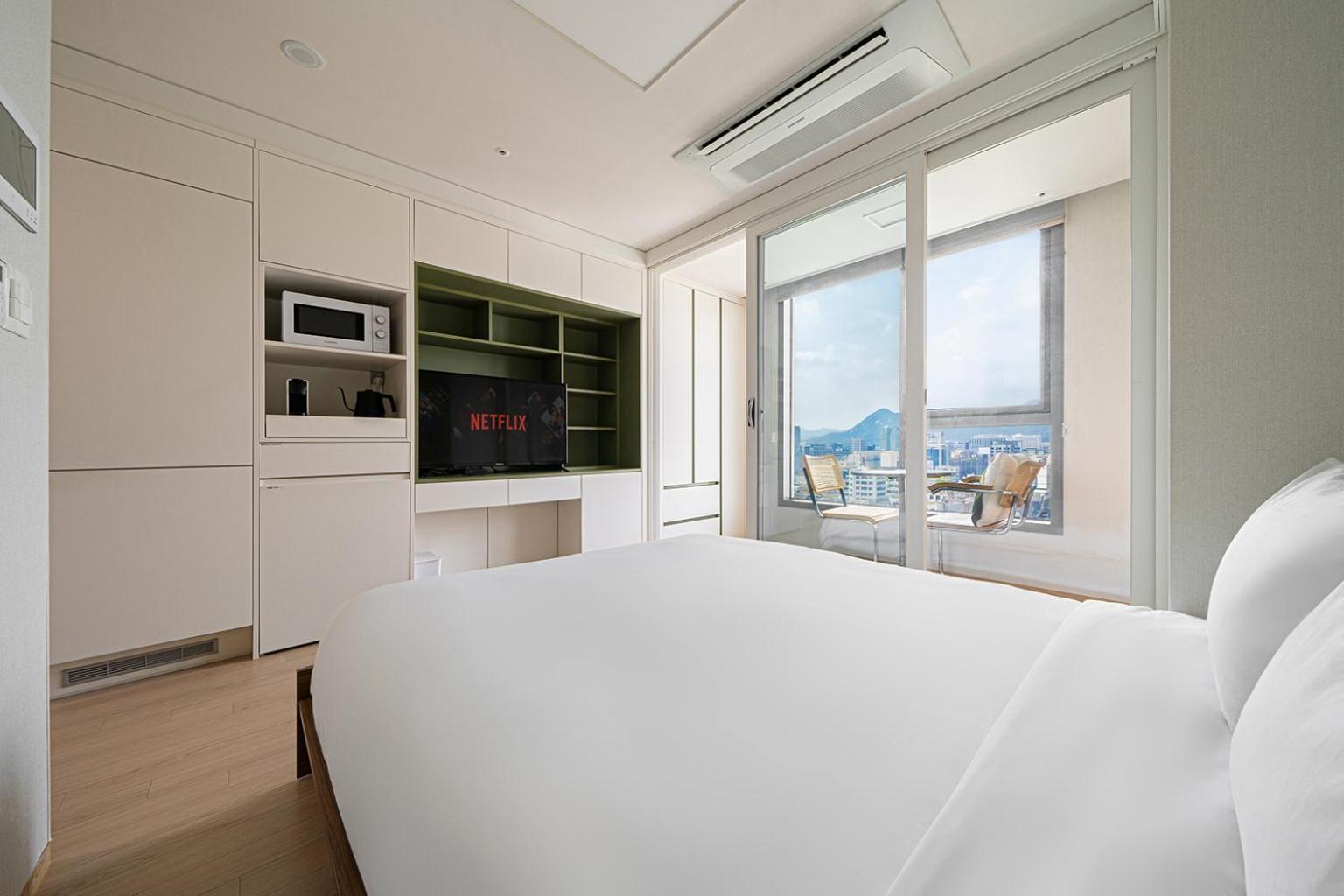 Urbanstay Myeongdong Seoul Exterior photo